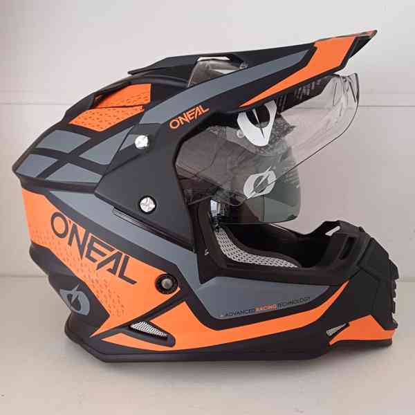 Enduro přilba Oneal Sierra R - foto 4