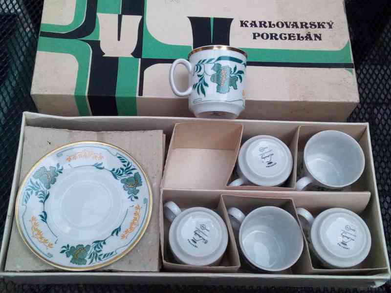 Karlovarský porcelán - sada 6 hrnečků s podšálky. - foto 1