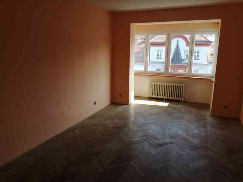 Pronájem 3+1, ulice Merhautova, Černá Pole, 80 m2, balkon, k - foto 2