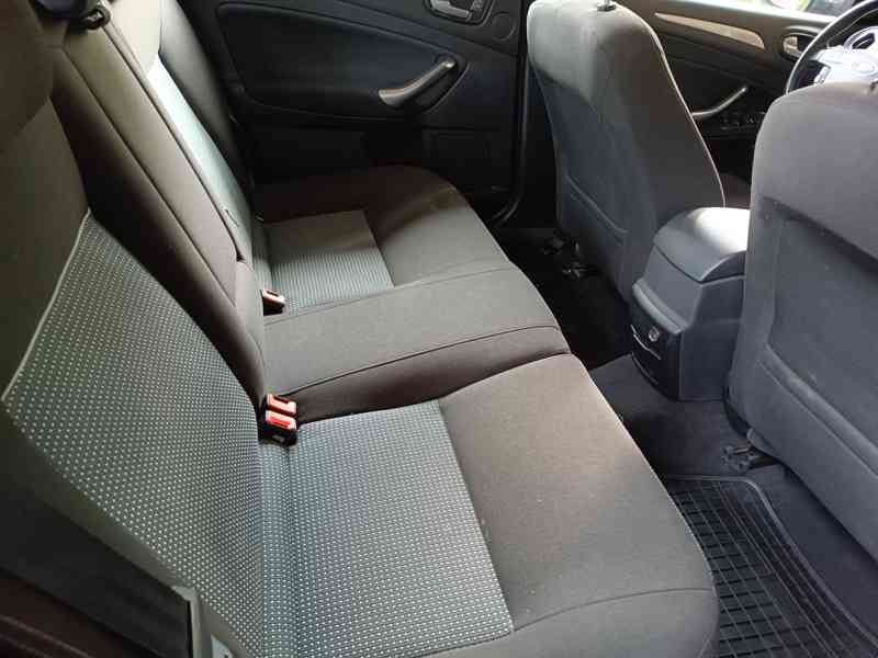 Ford Mondeo MK IV 5dv. 2010 TDCi 103kw - foto 3