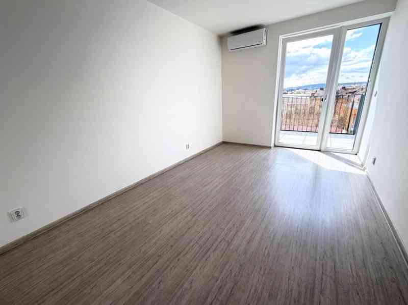 NABÍDKA PRONÁJMU BYTU 2+KK V BLÍZKOSTI CENTRA BRNA - foto 11