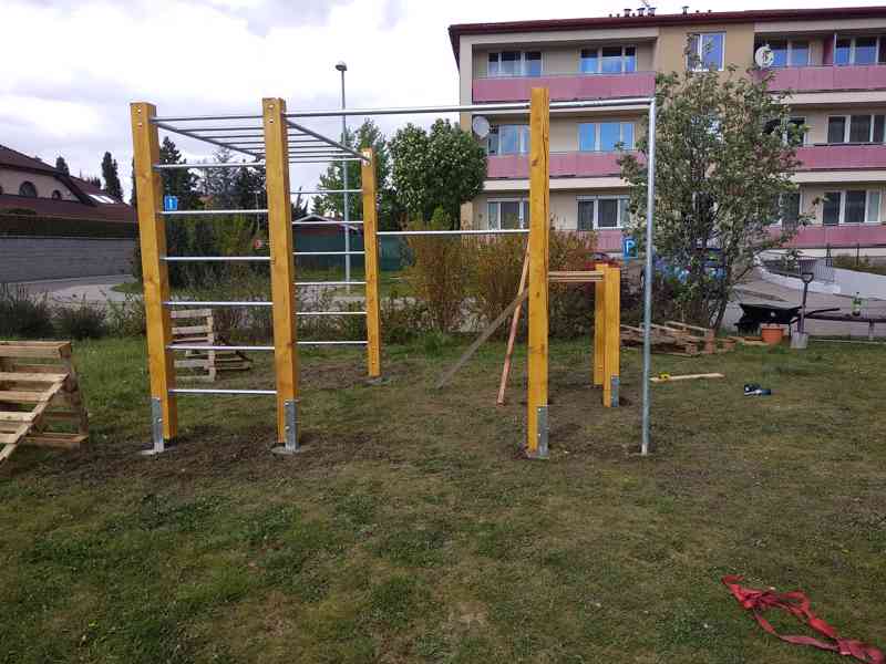 street workout hrazda - foto 2