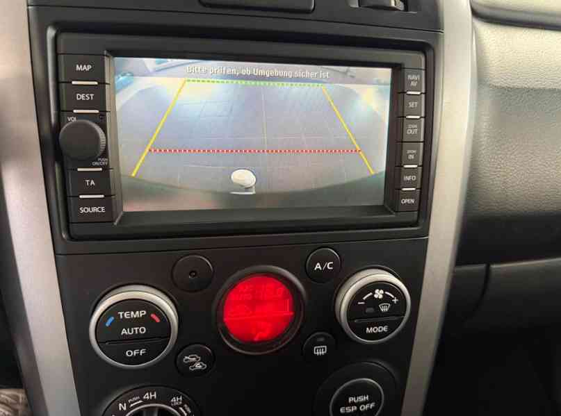 Suzuki Grand Vitara 2.4i AUT. benzín 124kw - foto 10