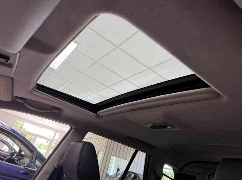 Suzuki Grand Vitara 2.4i AUT. benzín 124kw - foto 16