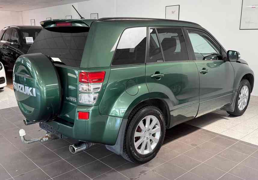 Suzuki Grand Vitara 2.4i AUT. benzín 124kw - foto 5