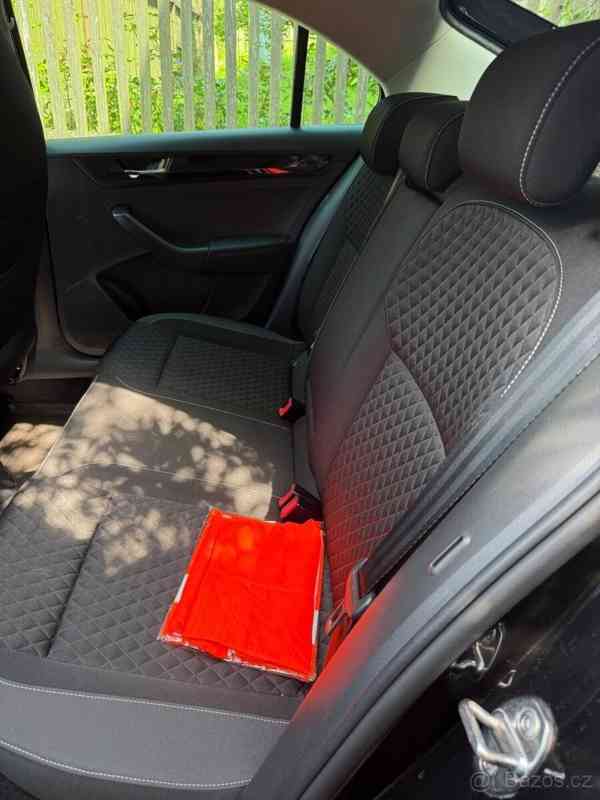 Škoda Rapid 1,0 TSI 81kW Style Plus - foto 3
