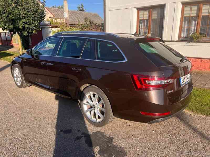 Škoda Superb 2.0 tdi 110 kW DSG - foto 2