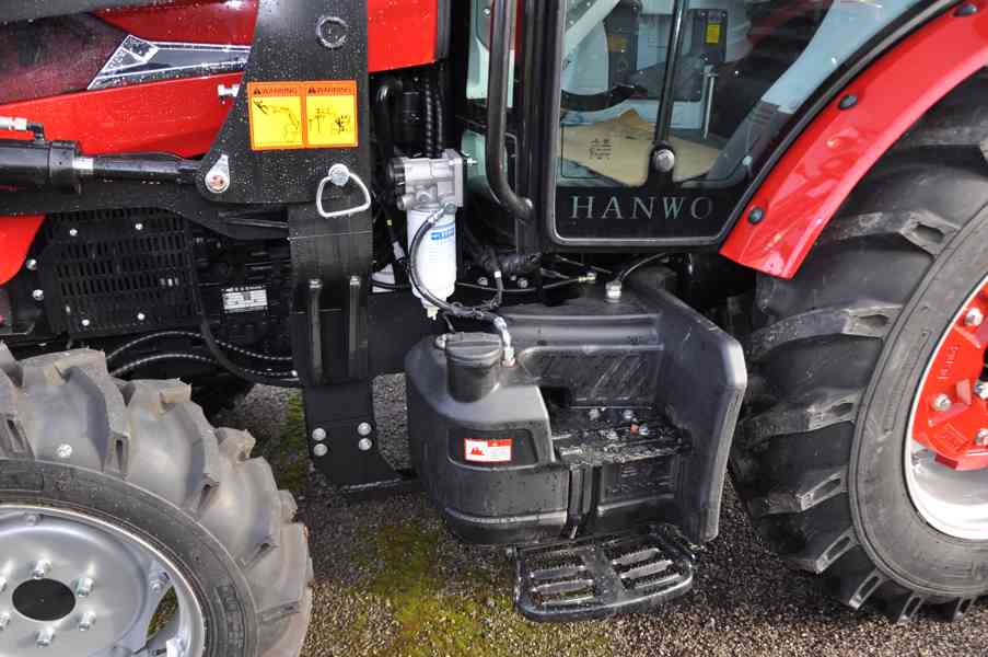 Prodam traktor HANWO HWB 604C, STAGE V, pohodlná kabina - foto 9