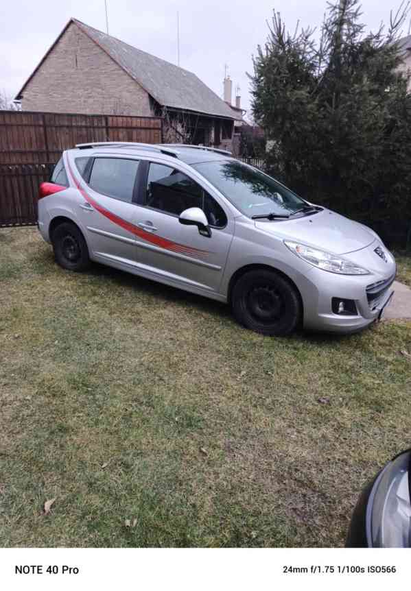 Peugeot 207 - foto 1