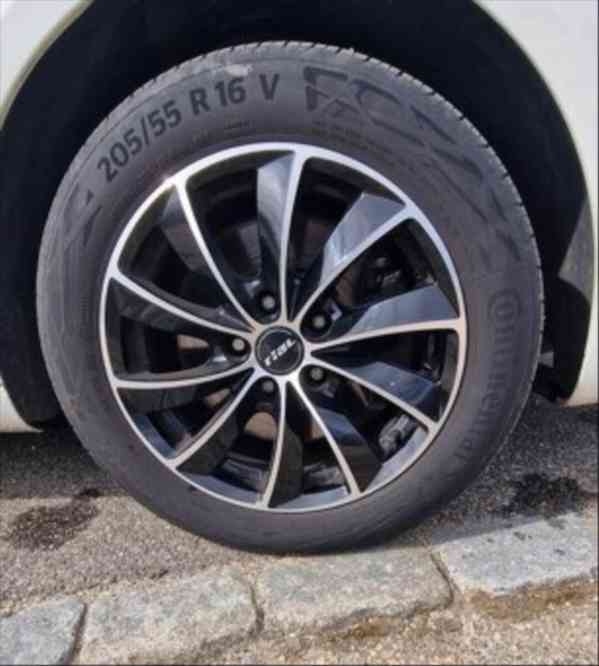 Volkswagen Tiguan 2,0 Di, servisní knížka - foto 3