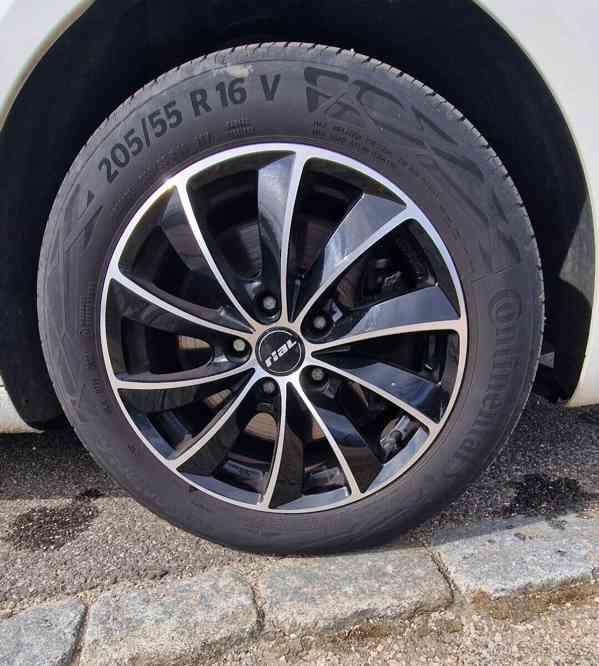 Volkswagen Tiguan 2,0 Di, servisní knížka - foto 12