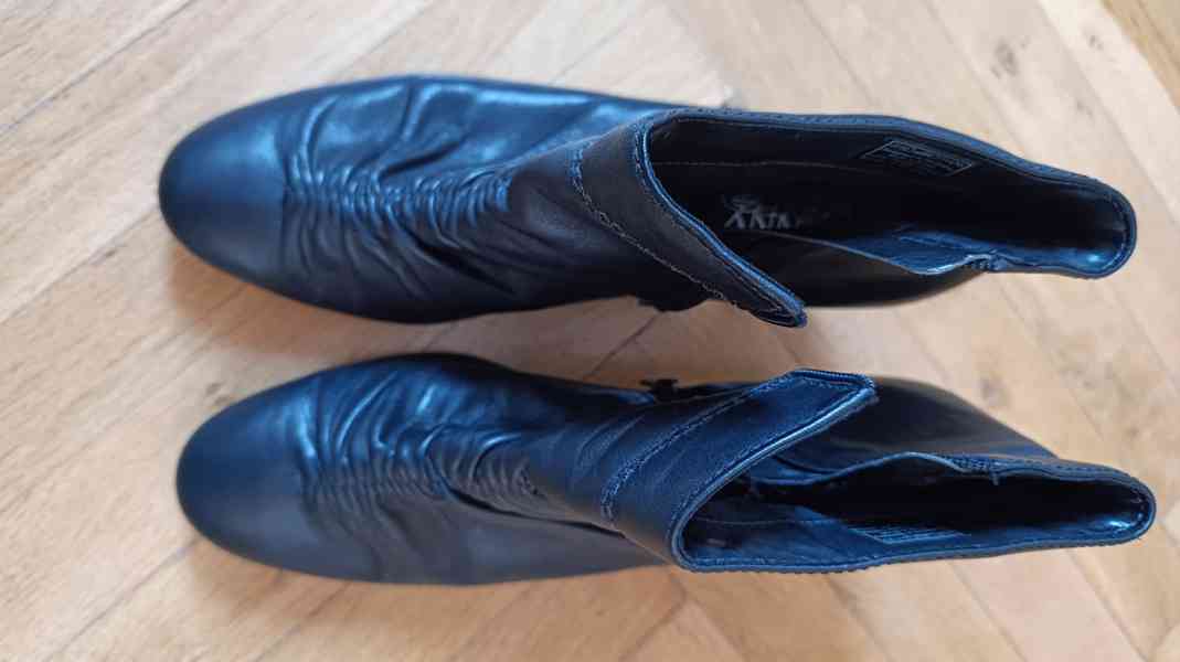 Dámská kožená zimní kotníková obuv vel. G7 (41) - foto 2