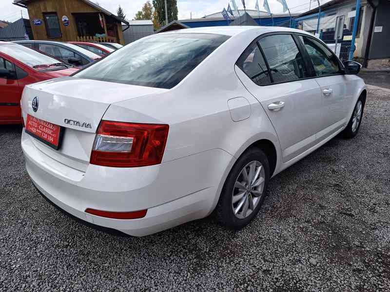 ŠKODA Octavia 1,6TDI Ambition 1 maj ČR DPH - foto 12