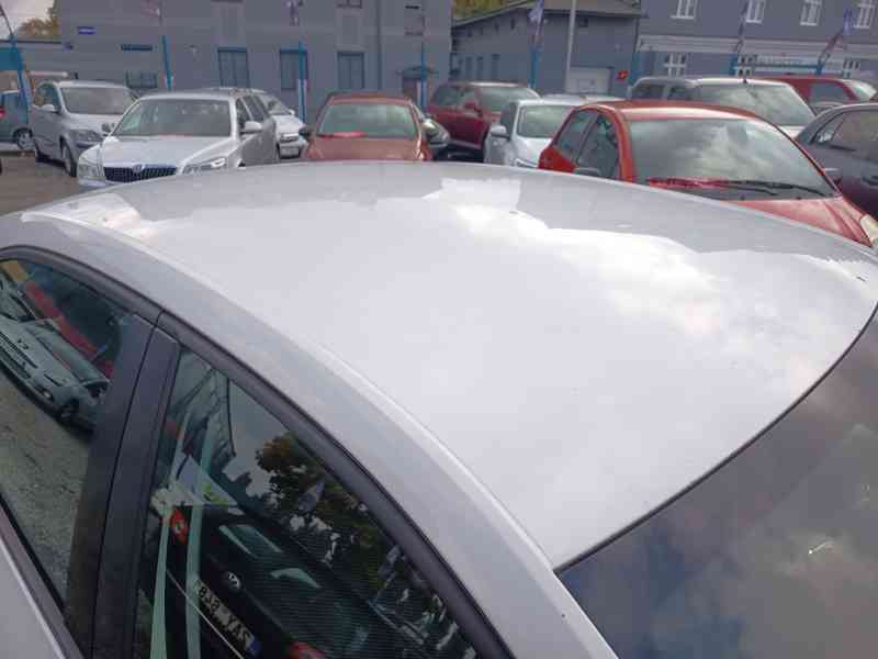 ŠKODA Octavia 1,6TDI Ambition 1 maj ČR DPH - foto 9