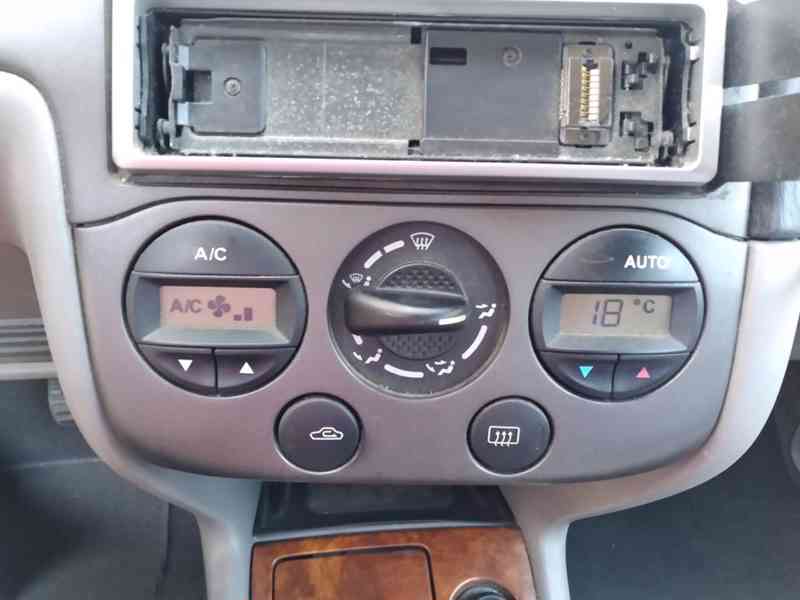 NISSAN PRIMERA WAGON 2.0 16V ČR,AC - foto 18
