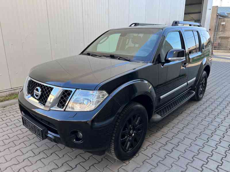 Nissan Pathfinder 3.0 dCi LE 170kw - foto 6