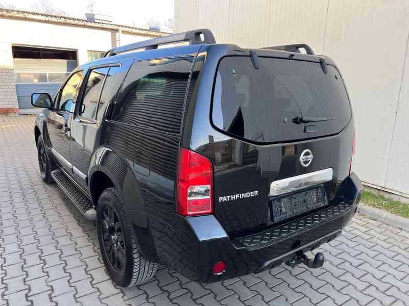 Nissan Pathfinder 3.0 dCi LE 170kw - foto 5
