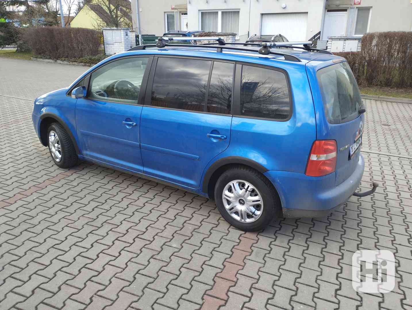 VW Touran 1,9 TDI - foto 1