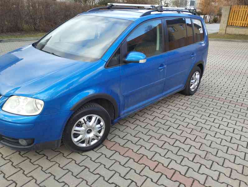 VW Touran 1,9 TDI - foto 8