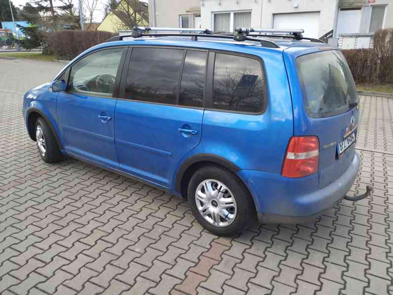 VW Touran 1,9 TDI - foto 2