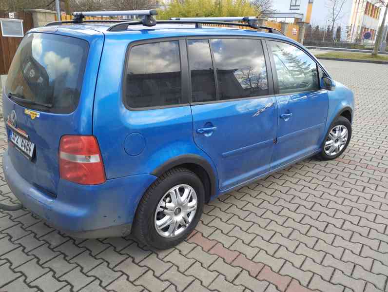 VW Touran 1,9 TDI - foto 5