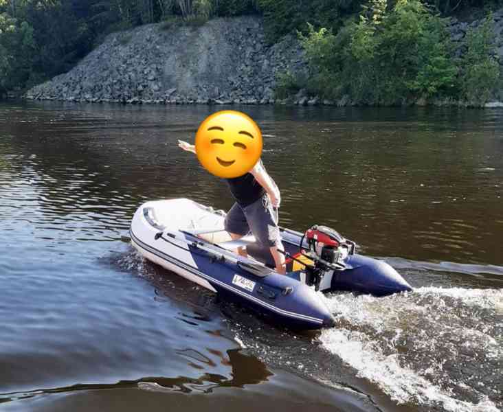 PRODÁM: Nafukovací člun Pacific s motorem Mercury a výbavou - foto 4