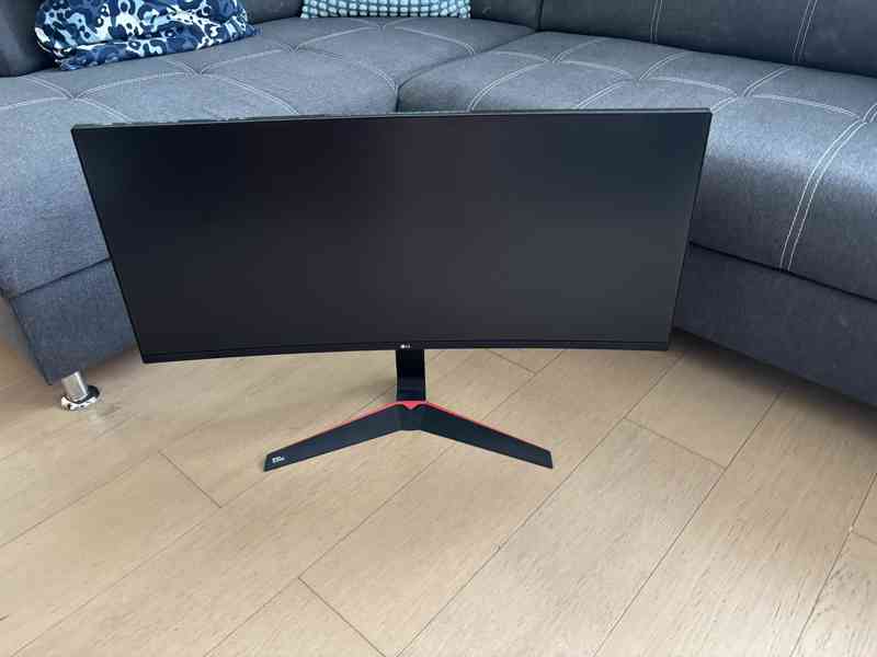 34" QHD monitor LG 34UC89G - jako nový