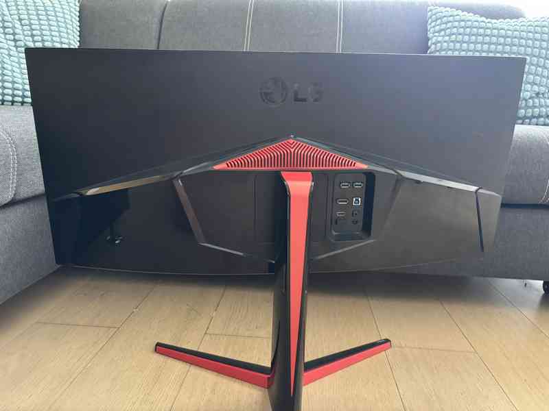 34" QHD monitor LG 34UC89G - jako nový - foto 4