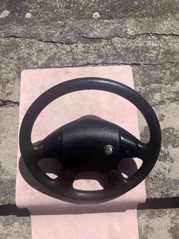 Čtyřramenný volant Škoda FELICIA facelift - foto 3