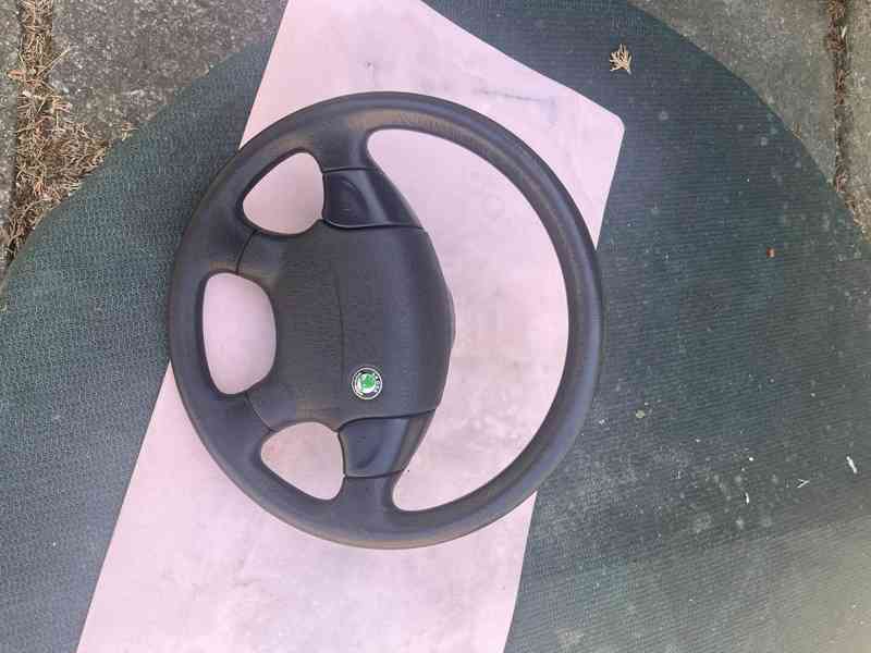 Čtyřramenný volant Škoda FELICIA facelift - foto 2