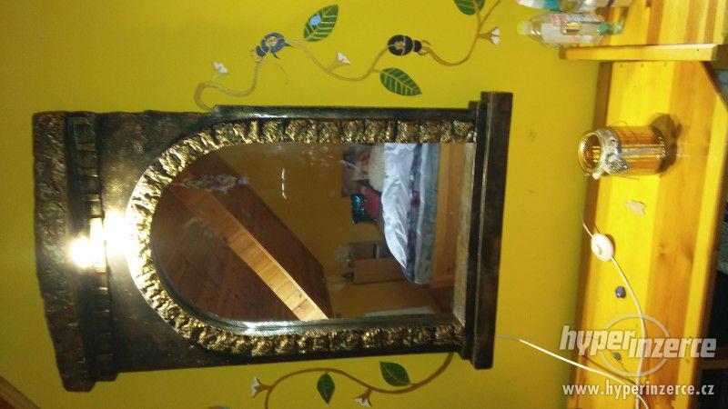Antické zrcadlo s osvětlením. - foto 2