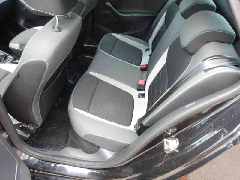 Škoda Fabia 1.2 TSI JOY r.v.2017 (66KW) NOVÁ STK - foto 13