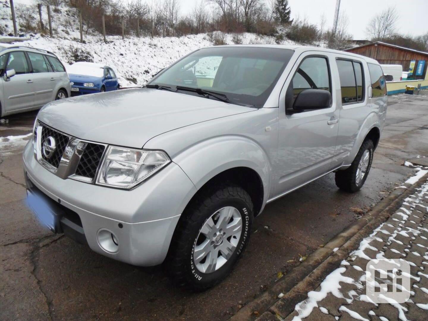 Nissan Pathfinder 2.5 dCi Comfort 128kw - foto 1