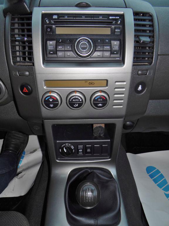 Nissan Pathfinder 2.5 dCi Comfort 128kw - foto 12