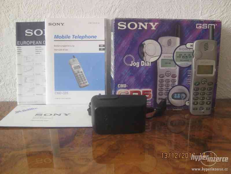 Sony CMD-C1, J5, J6, J7, J70, CD5 - telefony z roku 2001 - foto 1