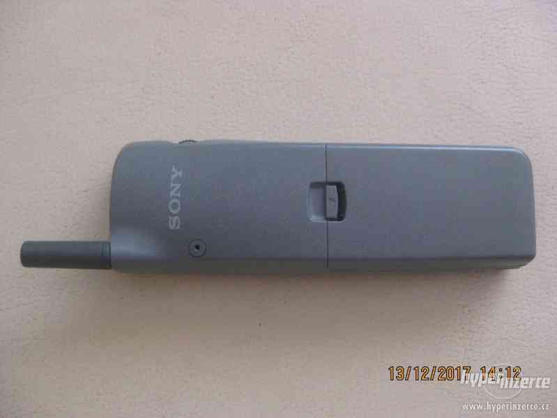Sony CMD-C1, J5, J6, J7, J70, CD5 - telefony z roku 2001 - foto 7