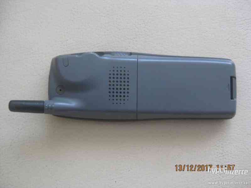 Sony CMD-C1, J5, J6, J7, J70, CD5 - telefony z roku 2001 - foto 14