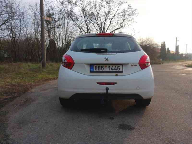 Peugeot 208 1,2 ACCESS  PureTech 82 k MAN5  74200km, tažné,  - foto 2