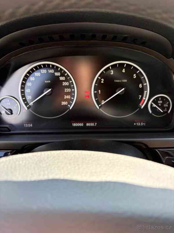BMW Řada 5 3,5   535i F10 xdrive - foto 18