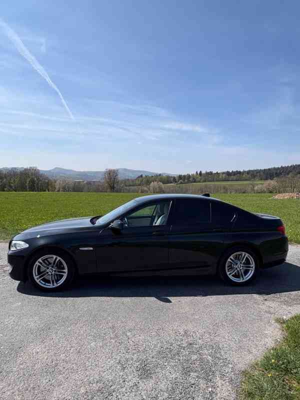 BMW Řada 5 3,5   535i F10 xdrive - foto 4