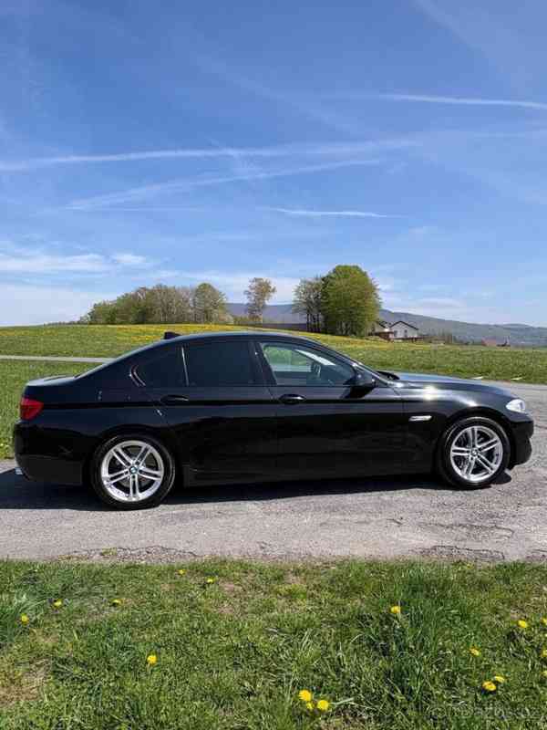 BMW Řada 5 3,5   535i F10 xdrive - foto 9