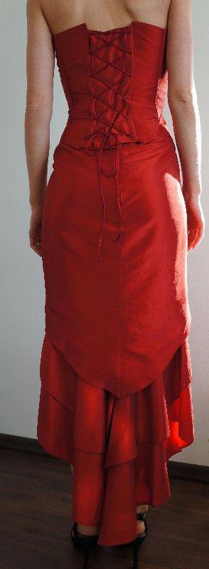 Červené plesové šaty - foto 5