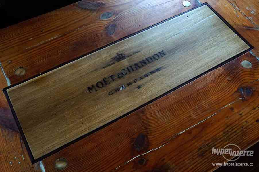 Prodám konferenční stůl ze dřeva z 14. stol. - foto 3