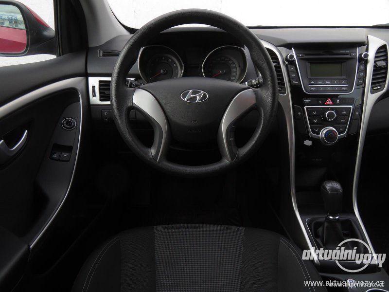 Hyundai i30 1.4, benzín,  2015 - foto 9