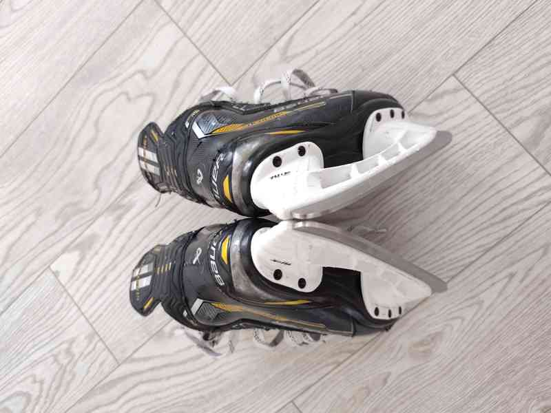 Brusle Supreme M4, YTH - vel. 13 D, EUR 32, délka 20,3cm - foto 8