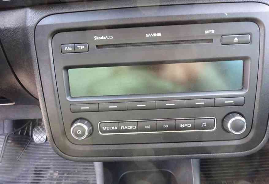 Škoda Roomster 1.4i 16V r.v.2011 (63 kw) serviska - foto 12