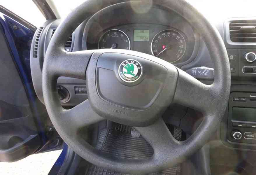 Škoda Roomster 1.4i 16V r.v.2011 (63 kw) serviska - foto 8