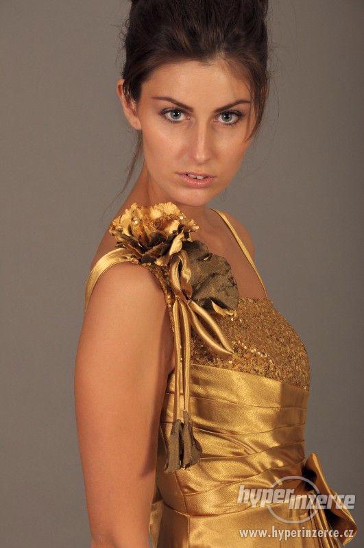 Prodám NOVÉ dlouhé společenské zlaté šaty E020 - foto 5