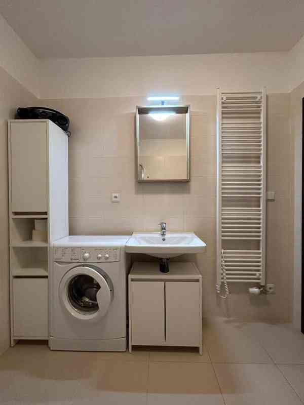 Pronájem bytu 1+kk, ZLÍN - Zelinova - foto 8