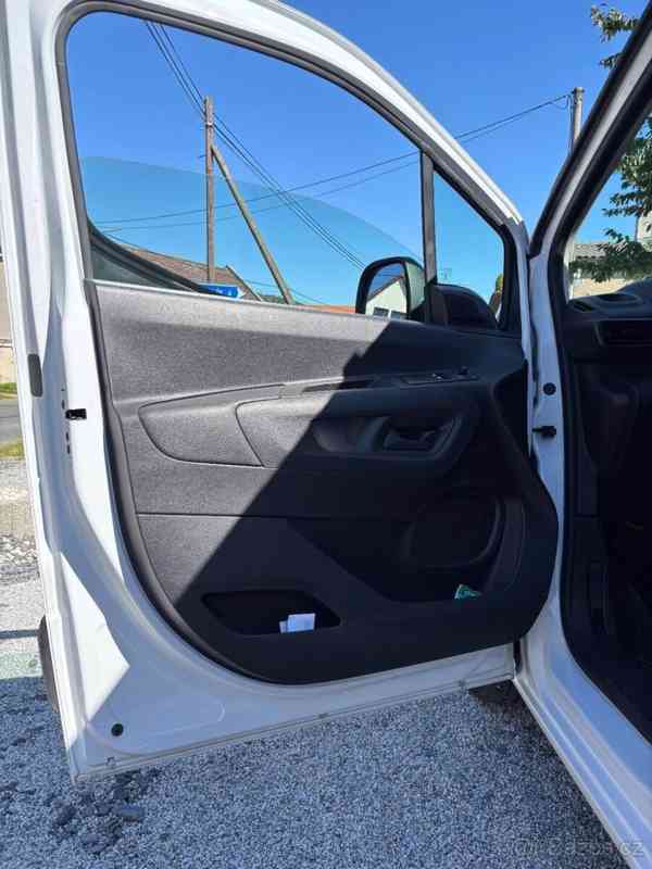 Toyota ProAce City 1,5   LONG - foto 12